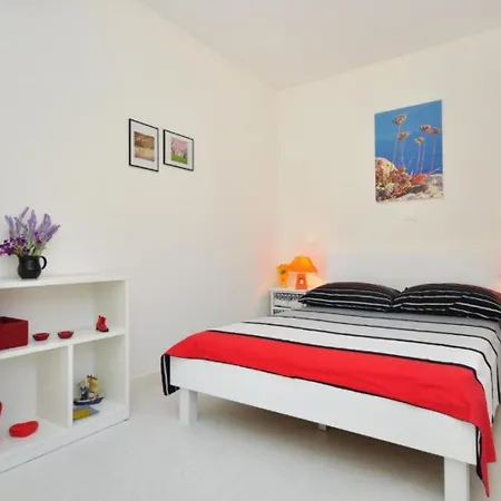 Ginestra- Cosy Апартаменты *